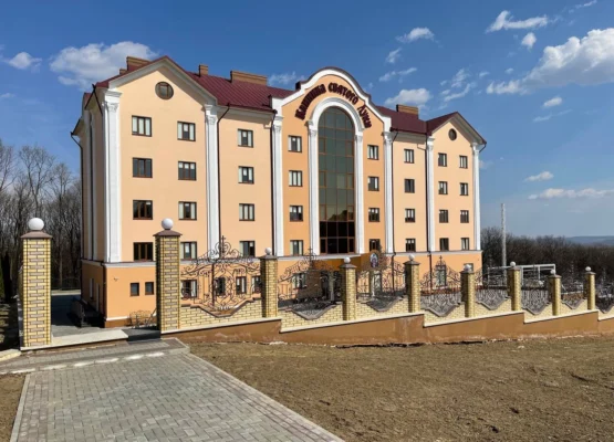 Медичний центр св. Луки с.Банчени, Чернівецька обл.